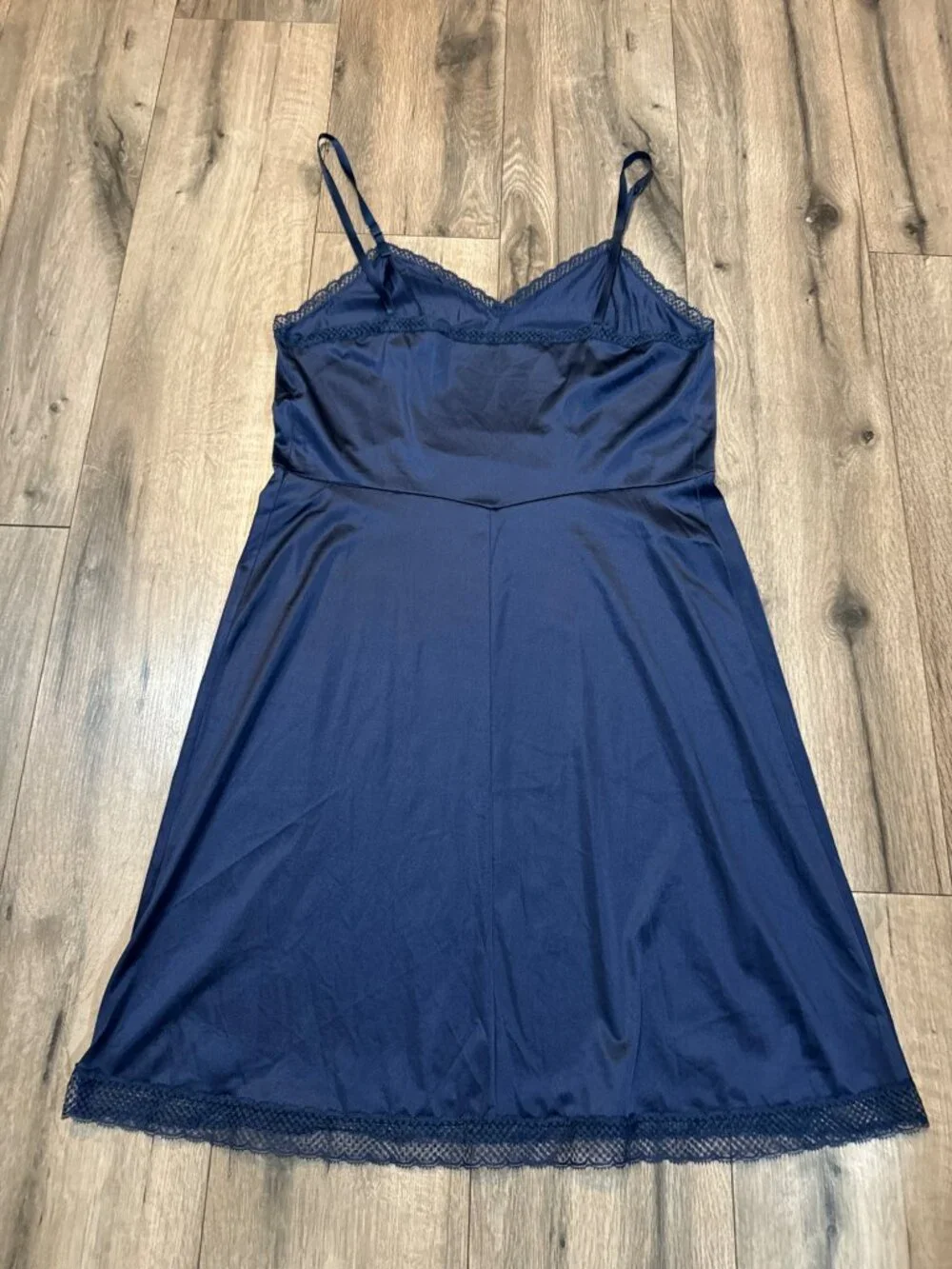 VTG Vanity Fair Navy Nylon Full Slip Sissy Coquette Floral Lace Chiffon Trim Siz